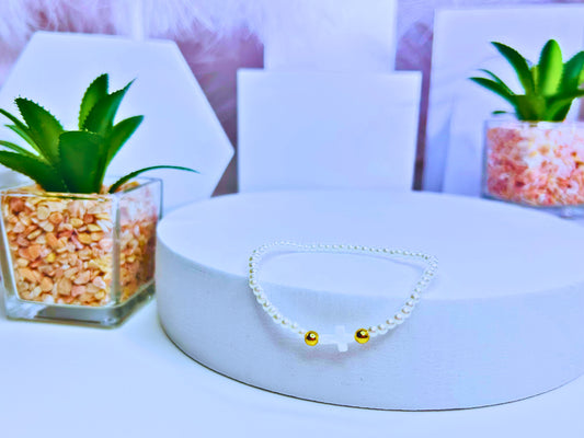 Pure Grace Cross Bracelet