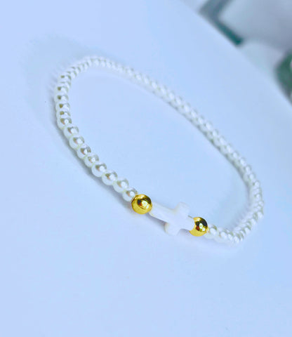 Pure Grace Cross Bracelet