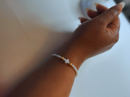 Pure Grace Cross Bracelet